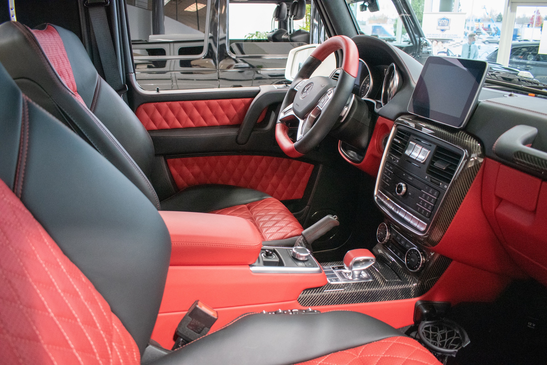 北京小程序開發(fā)，北京車載用品商城小程序開發(fā)，應(yīng)該怎么做？